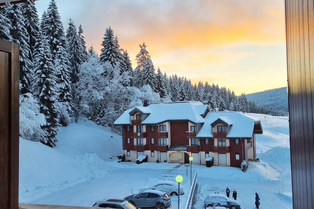 Le Montagnard Apartamento Mijoux Exterior foto